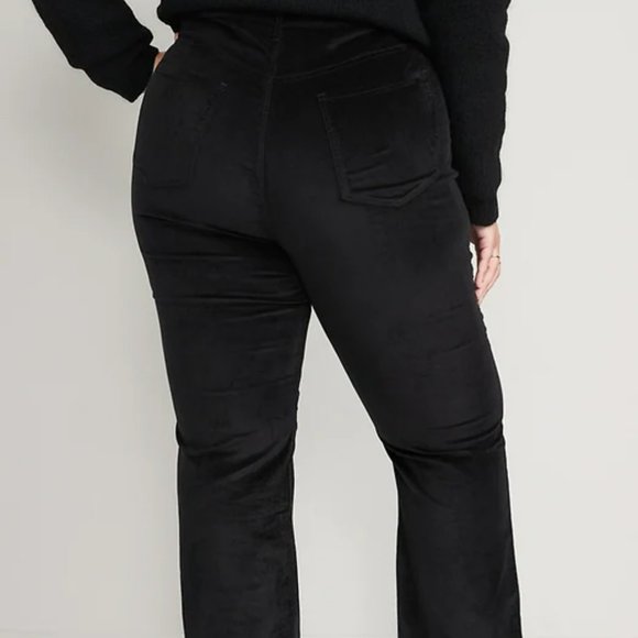 Higher High-Waisted Velvet Flare Plus Size Pants - Picture 5 of 11